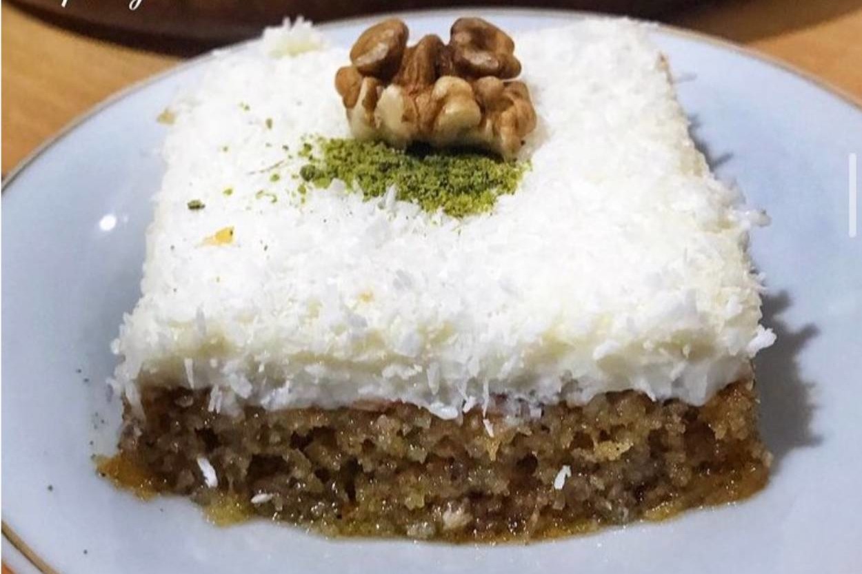 Yumuşacık Dokusuyla: Kıbrıs Tatlısı