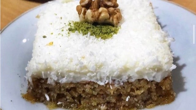 Yumuşacık Dokusuyla: Kıbrıs Tatlısı
