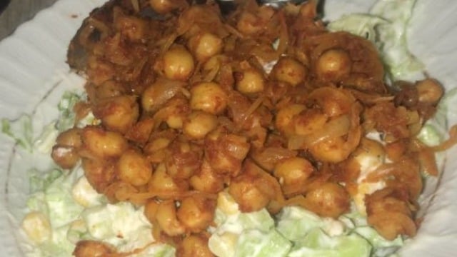 Sofraya Lezzet Katacak: Nohut Salatası
