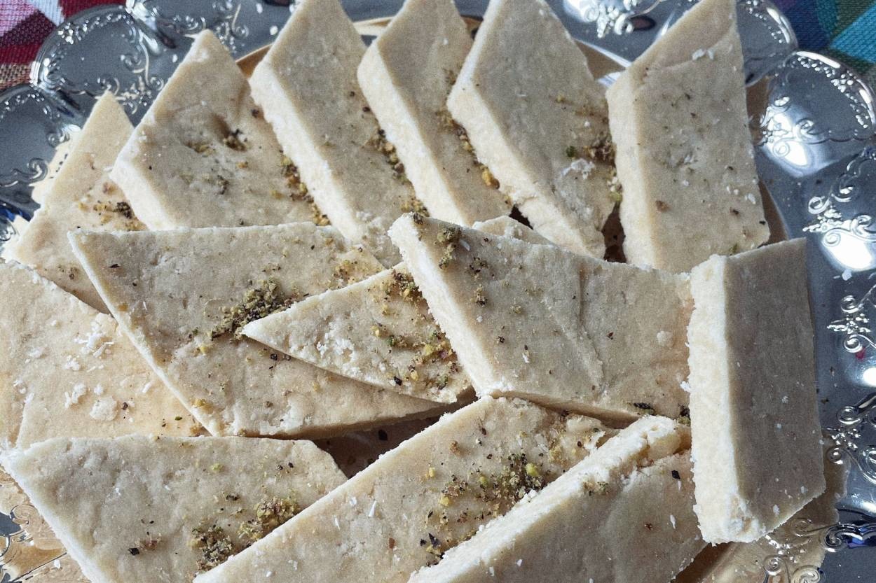 Pişmaniye Tadında: Saray Helvası