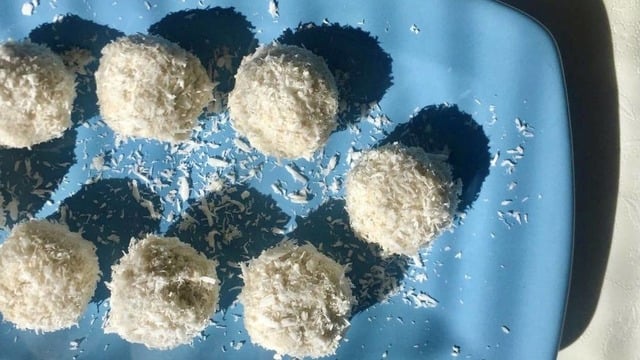 Enfes Atıştırmalık: Tarçınlı Kar Topları