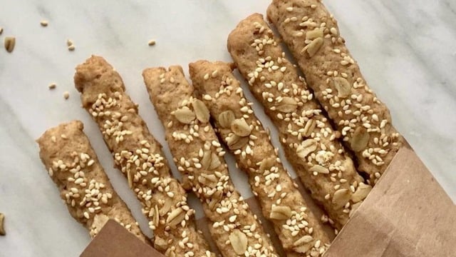 Çay Yanına: Fit Çubuk Kraker