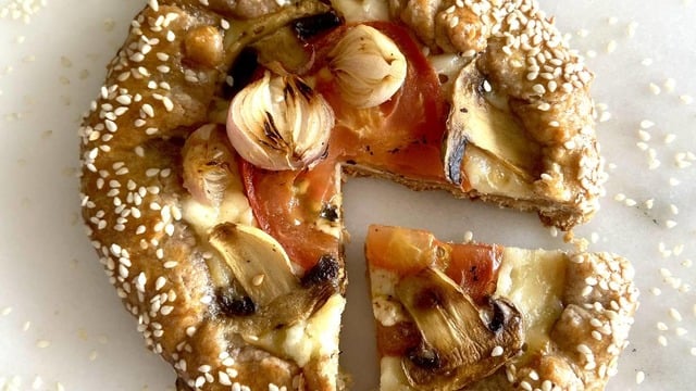Çaya Atıştırmalık: Mantarlı Galette