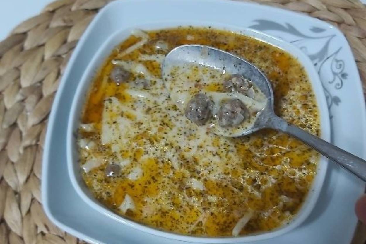 Harika Bir Lezzet: Erzincan Kesme Un Çorbası