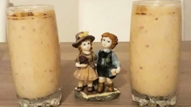 Damaklara Ferahlık: Muzlu ve Şeftalili Milkshake