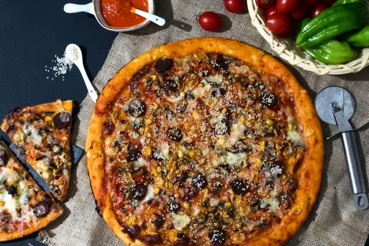 Hamuruyla Eşsiz: Susamlı Pizza