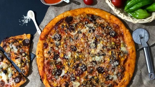 Hamuruyla Eşsiz: Susamlı Pizza