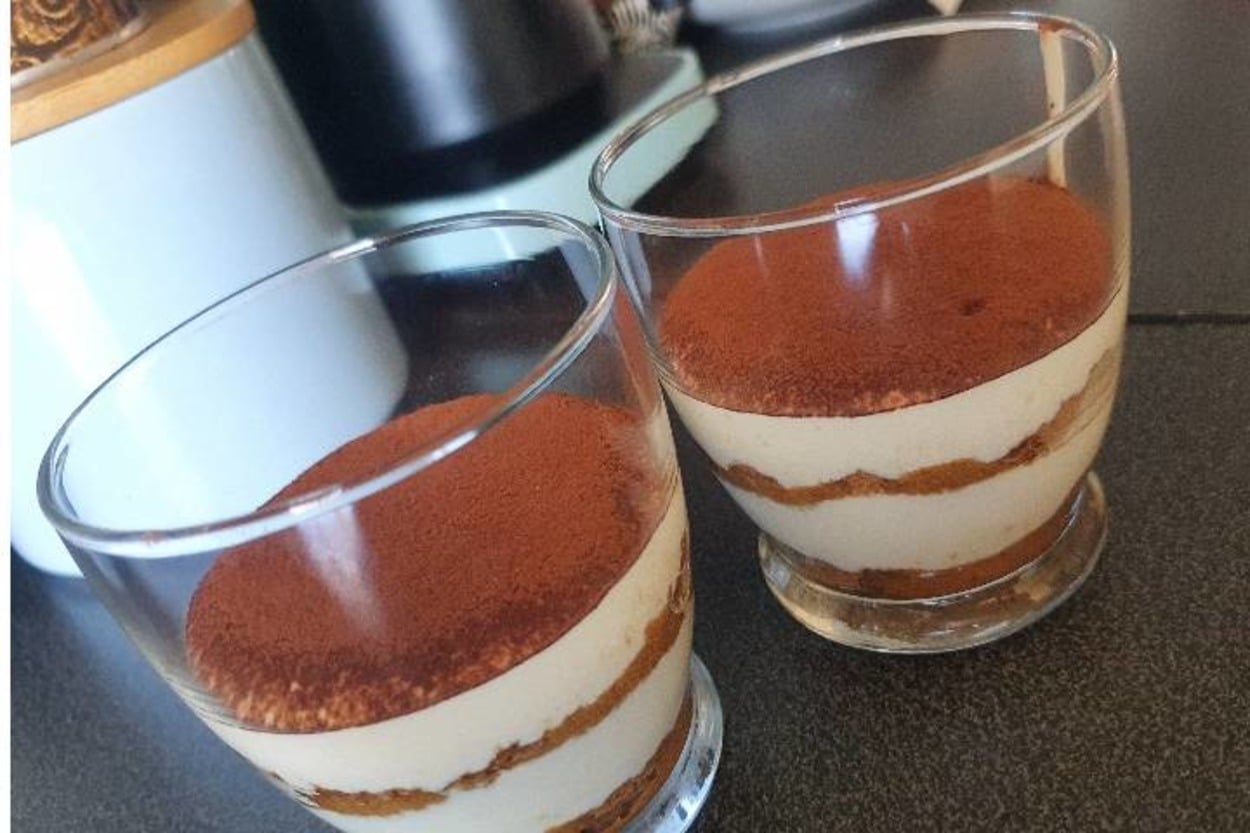 Porsiyonluk Lezzet: Kupta Kolay Tiramisu