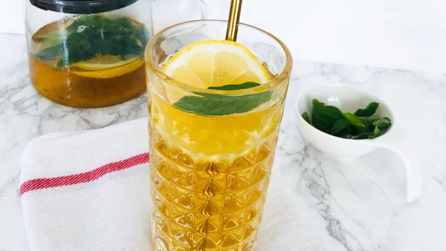 Ödemlere Elveda: Detoks İçeceği