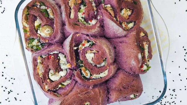 Bildiklerinizden Farklı: Mor Rulo Poğaça