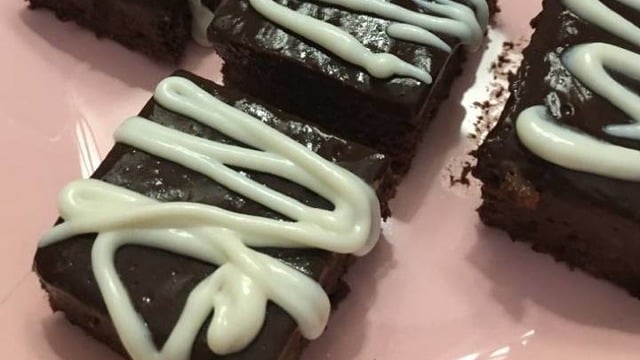 Daha Kolayı Yok: Pişmeyen Mini Kekler