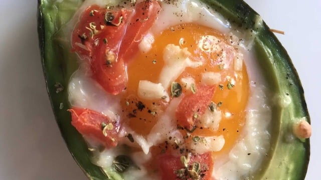 Doyurucu Lezzet: Avokado İçinde Yumurta