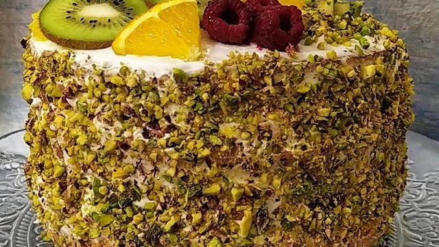 Hazırını Aratmaz: Meyveli Yaş Pasta