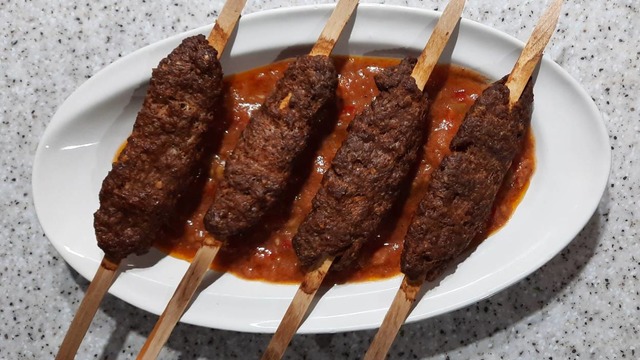 Fırında Hazırlanan: Ezmeli Acılı Kebap