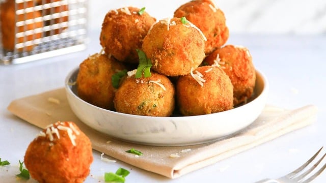 İçi Yumuşacık: Çıtır Patates Topları
