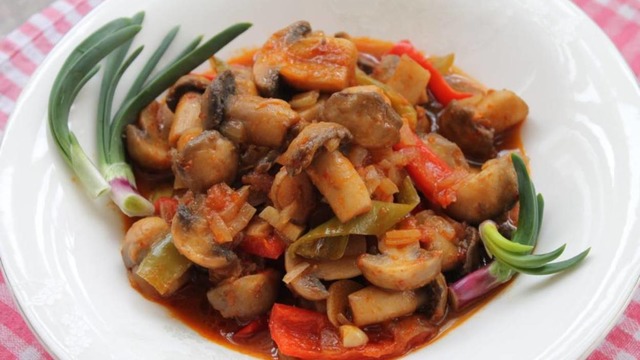 Mantar Aşıklarına: Soya Soslu Mantar Sote