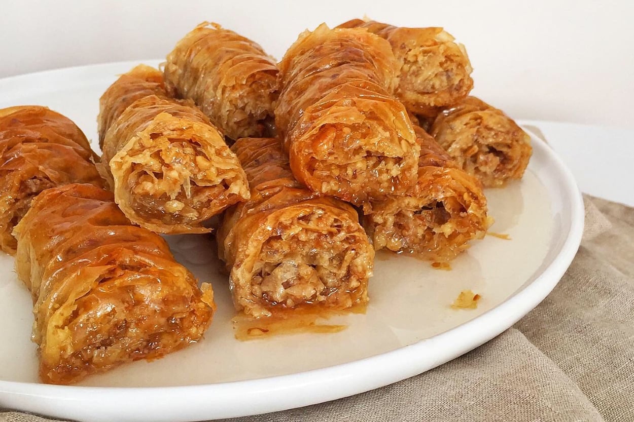 En Pratiğinden: Tahinli Büzme Baklava