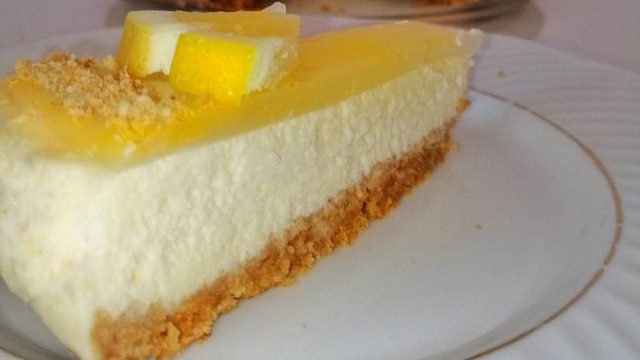 Mis Gibi Kokusuyla: Limonlu Taze Cheesecake