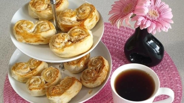 Çayın Yanına: Milföy Kurabiye