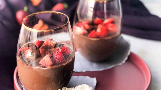 Rafine Şeker İçermeyen: Dört Malzemeli Puding