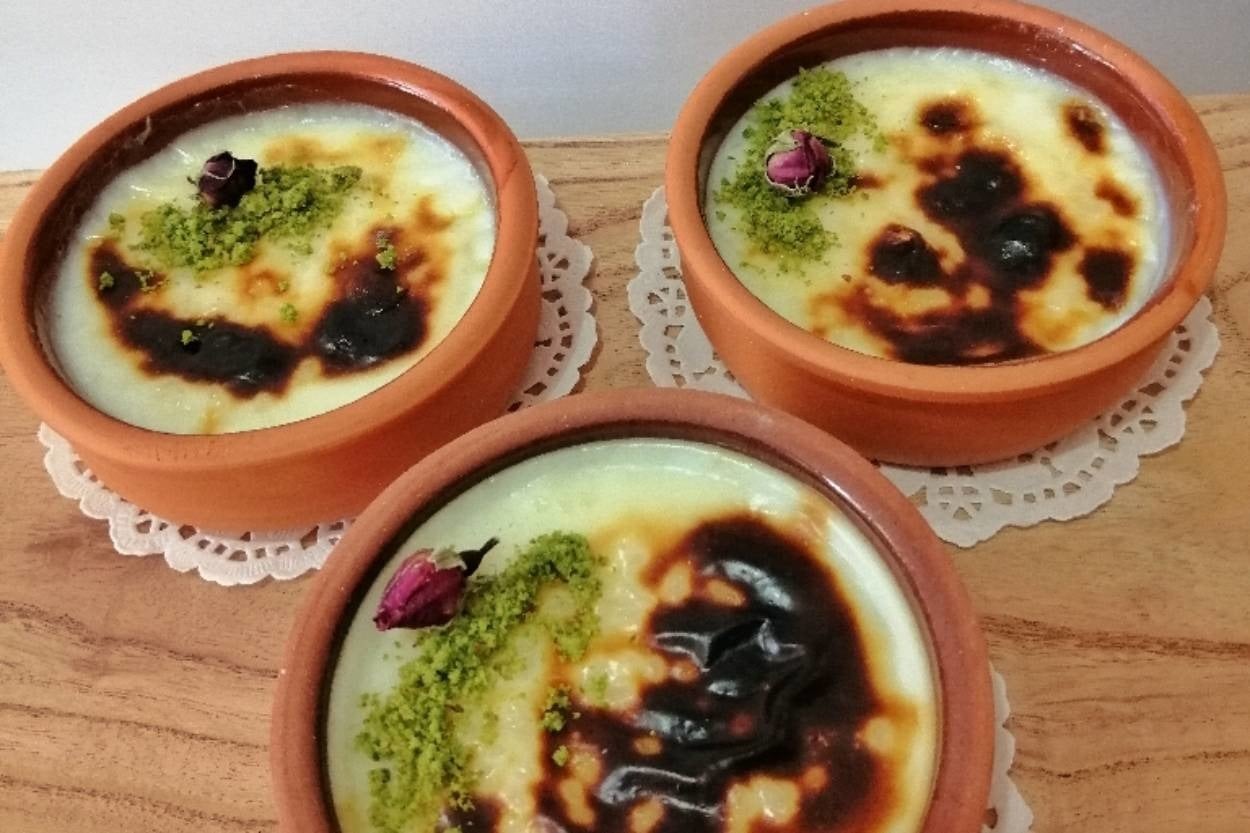 Geleneksel Lezzet: Klasik Fırın Sütlaç