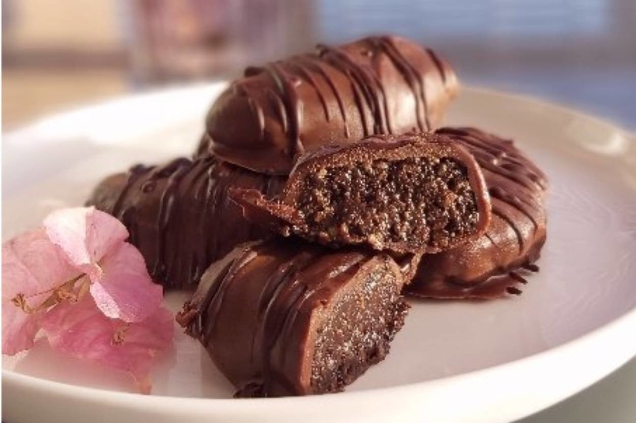 Kalan Kekler Değerlensin: Çikolata Kaplı Brownie