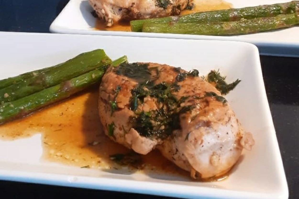 Damak Çatlatan: Limon Soslu Dereotlu Tavuk