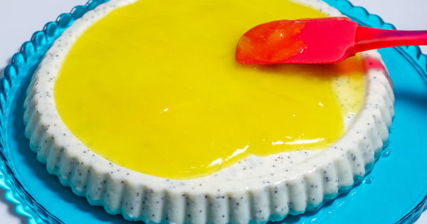 tart-kalibinde-hashasli-muhallebi5