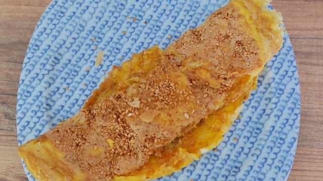Simit Tadında: Susamlı ve Tarçınlı Omlet