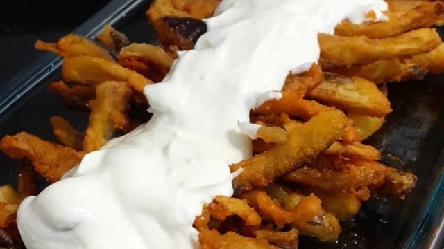 İçi Yumuşak Dışı Çıtır: Mısır Unlu Patlıcan Kızartma