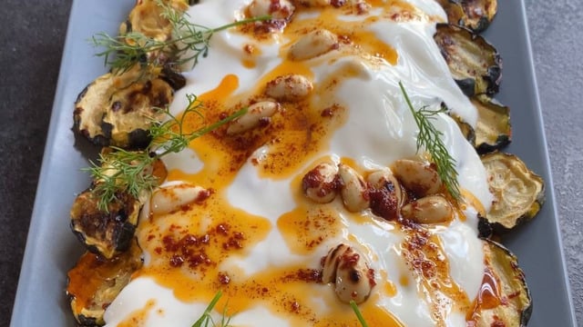 Kızartmadan, Bol Yoğurtlu: Fırında Kabak Salatası