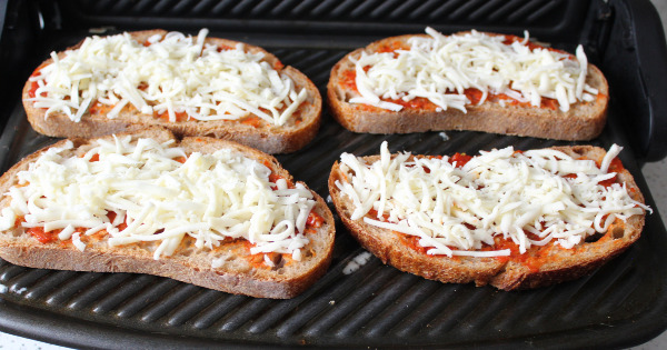 bol-malzemeli-acik-tost2