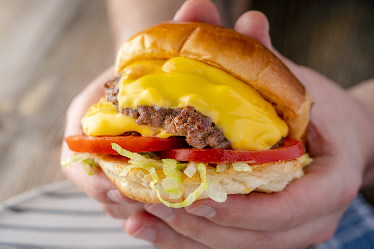 Yumuşacık Ekmeğiyle: Smashed Burger