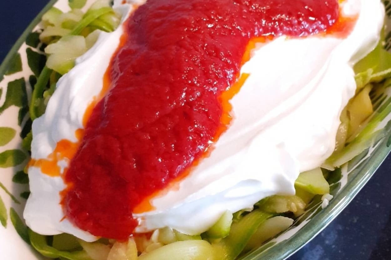 Diyet Zamanlarına: Salçalı Kabak Spaghetti