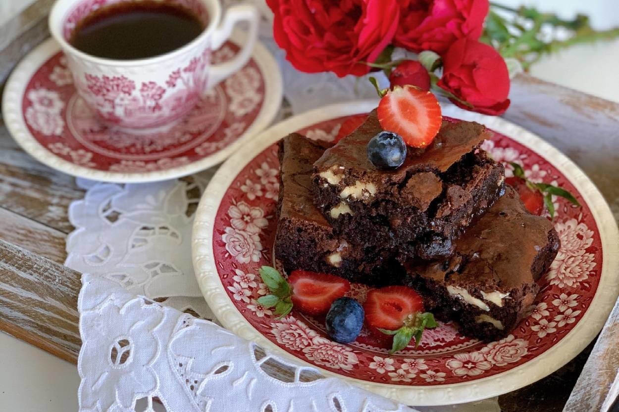 Dışı Kıtır İçi Islak: Fudgy Brownie