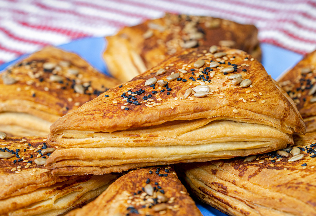Kat Kat Lezzet: Alman Poğaçası (Laugenecken) Tarifi