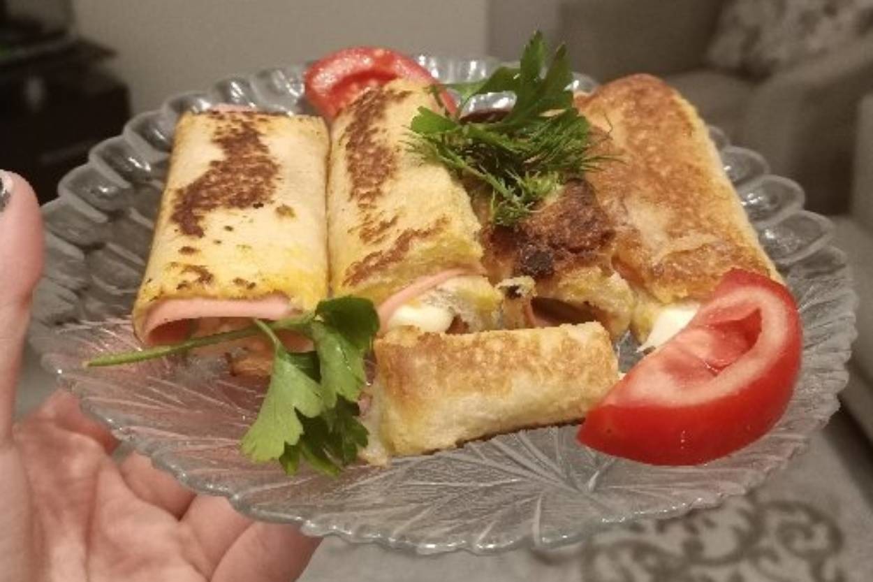 Kolayca Hazırlanan: Tost Ekmeği Böreği
