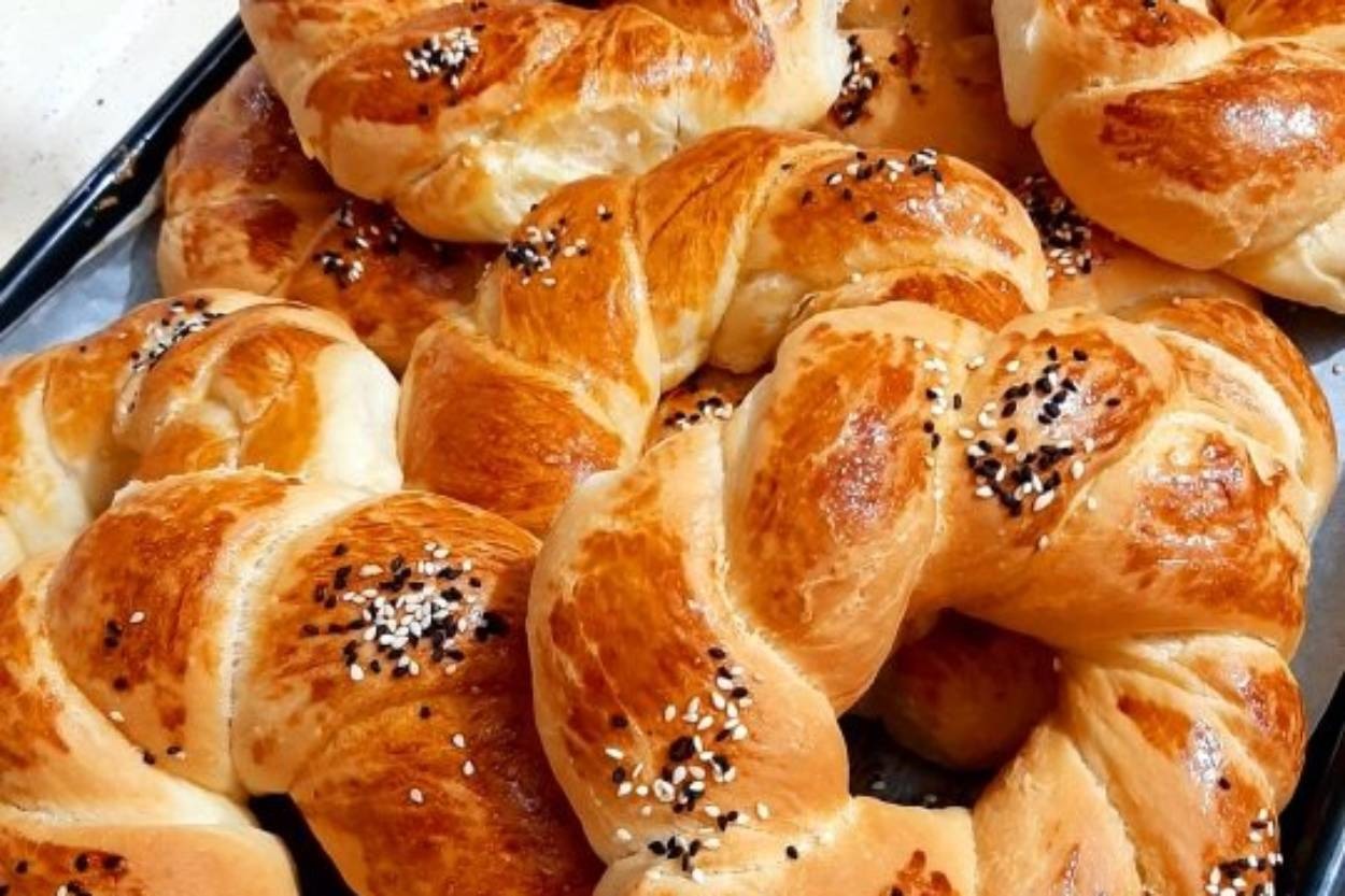 Şahane Kokusuyla: Pastane Açması