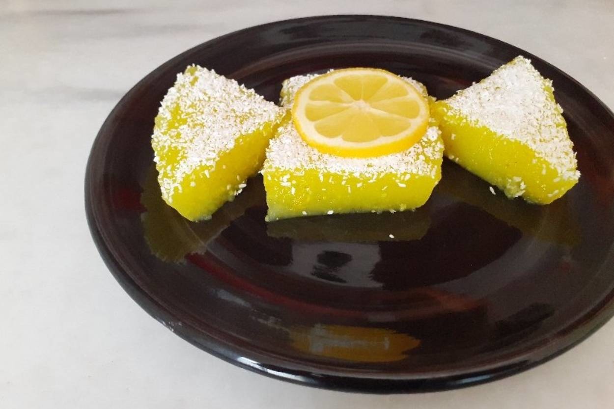 Ferahlık Dolu: Limonlu Hindistan Cevizi Aromalı Jöle