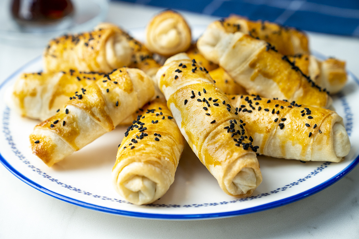 El Açması Tadında: Çıtır Börek