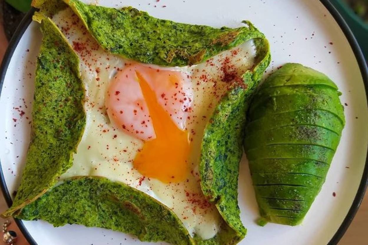 Üzeri Göz Yumurtalı: Yeşil Krep