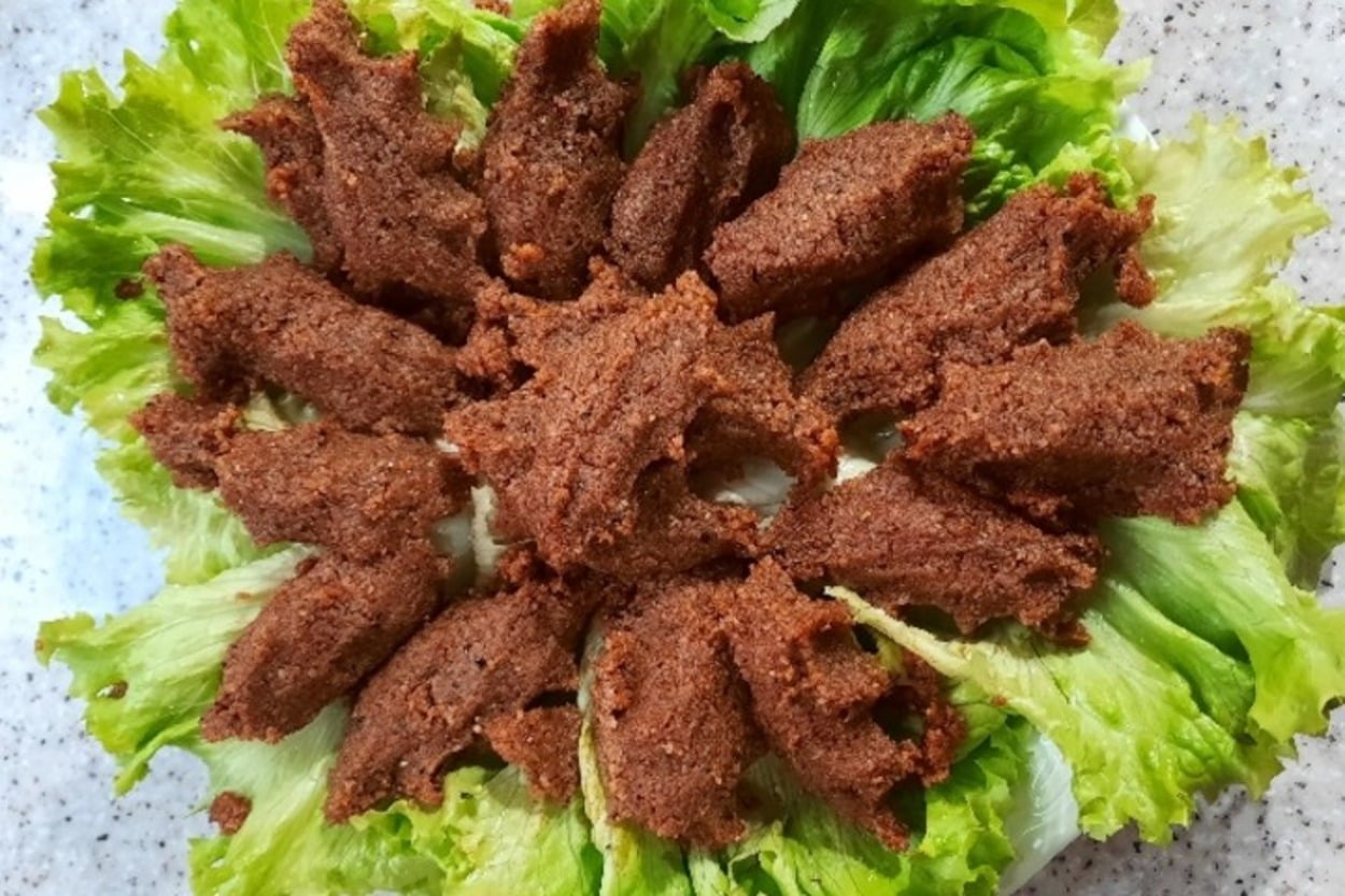 Kolayca Hazır: Pratik Hızlı Çiğ Köfte