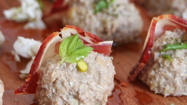 Ara Sıcak da Olur: Pastırmalı Meze