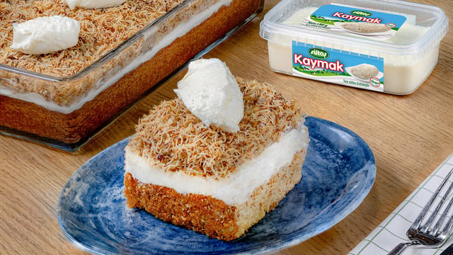 Bir Dilimi Asla Yetmez: Kadayıflı Kek Tatlısı