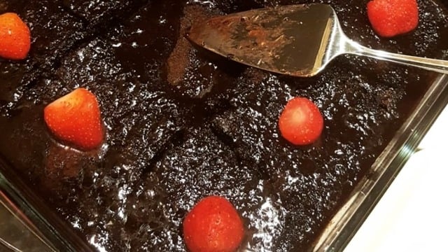 Çocukluğumuzun Keki: Klasik Islak Kek