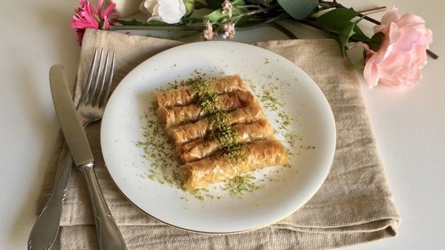 Çıtır Çıtır Dokusuyla: Burma Baklava