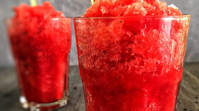 Sıcak Günlere: Karpuz Granita