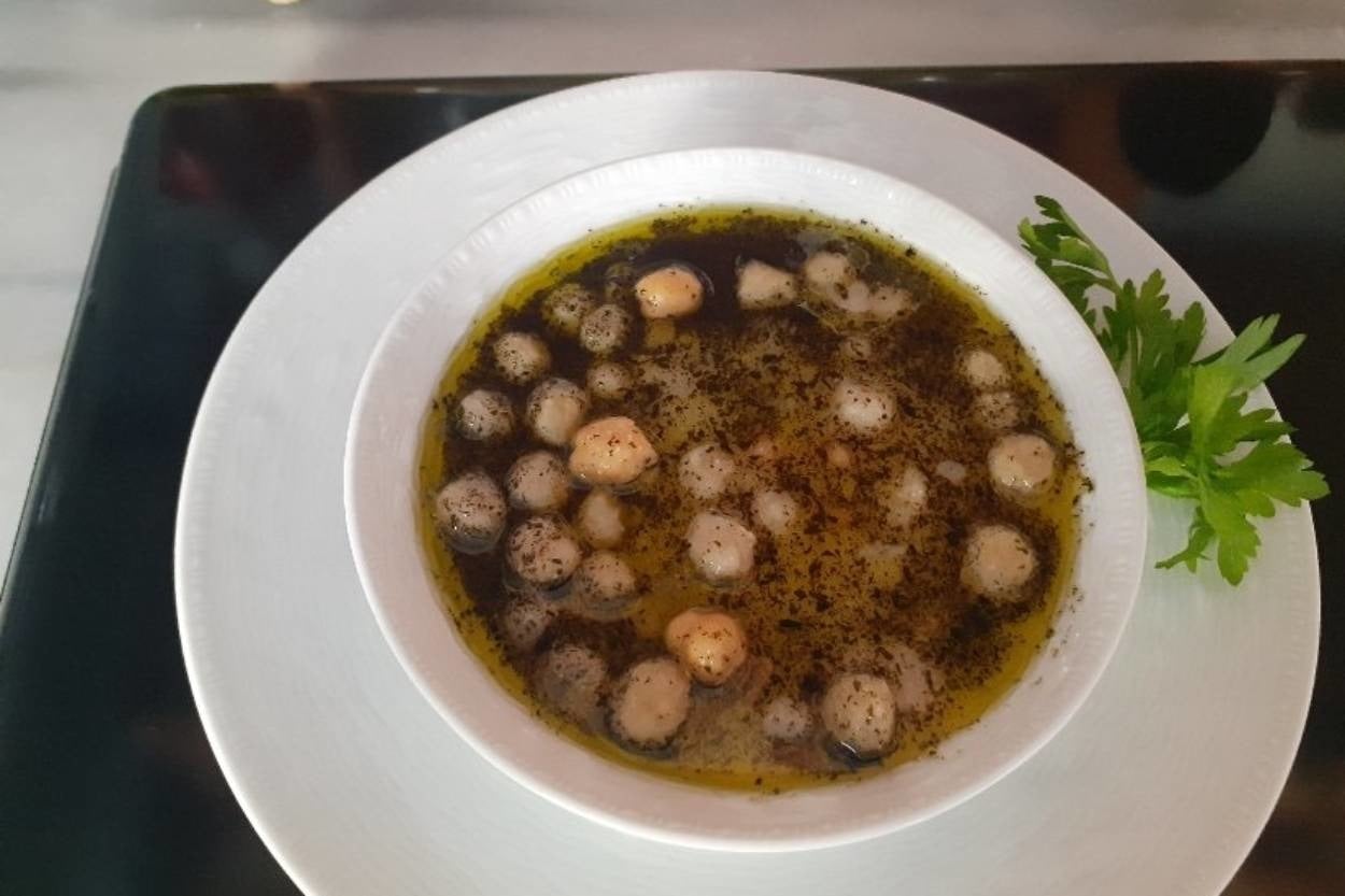 Besleyici ve Lezzetli: Yoğurtlu Topalak Köfte