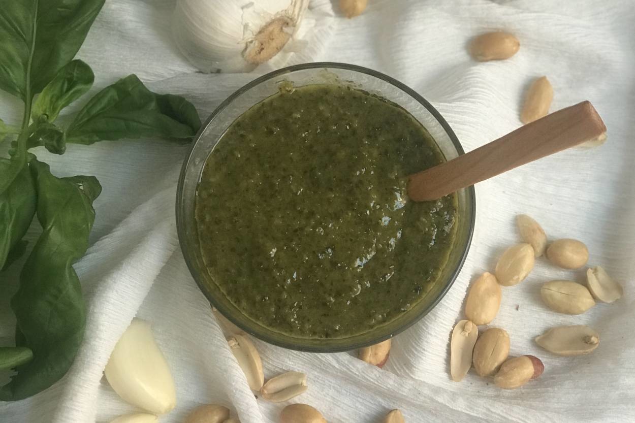 Kızarmış Ekmeğin Üzerine: Pesto Sos