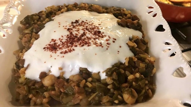 Besleyici Özelliğiyle: Semizotu Yemeği